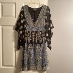 Angie Medium V-Neck Lined Paisley Bell Sleeve Dress